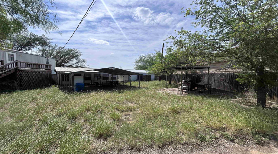 132 N. Jab Dr., Zapata, Texas 78076, 3 Bedrooms Bedrooms, 5 Rooms Rooms,2 BathroomsBathrooms,Residential,For Sale,132 N. Jab Dr.,20262317