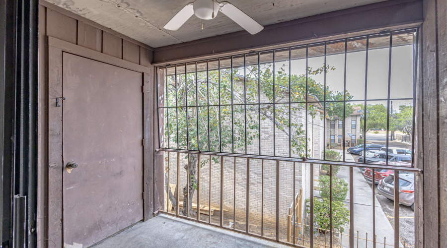 100 E Hillside Rd, LAREDO, Texas 78041, 1 Bedroom Bedrooms, 3 Rooms Rooms,1 BathroomBathrooms,Residential,For Rent,100 E Hillside Rd,20262324