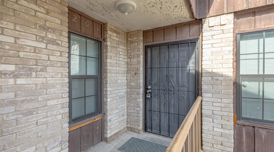 100 E Hillside Rd, LAREDO, Texas 78041, 1 Bedroom Bedrooms, 3 Rooms Rooms,1 BathroomBathrooms,Residential,For Rent,100 E Hillside Rd,20262324