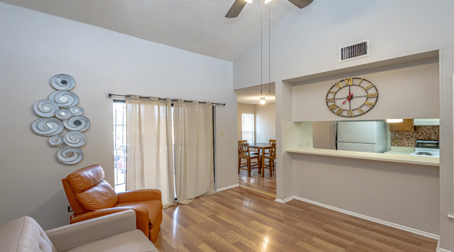 100 E Hillside Rd, LAREDO, Texas 78041, 1 Bedroom Bedrooms, 3 Rooms Rooms,1 BathroomBathrooms,Residential,For Rent,100 E Hillside Rd,20262324