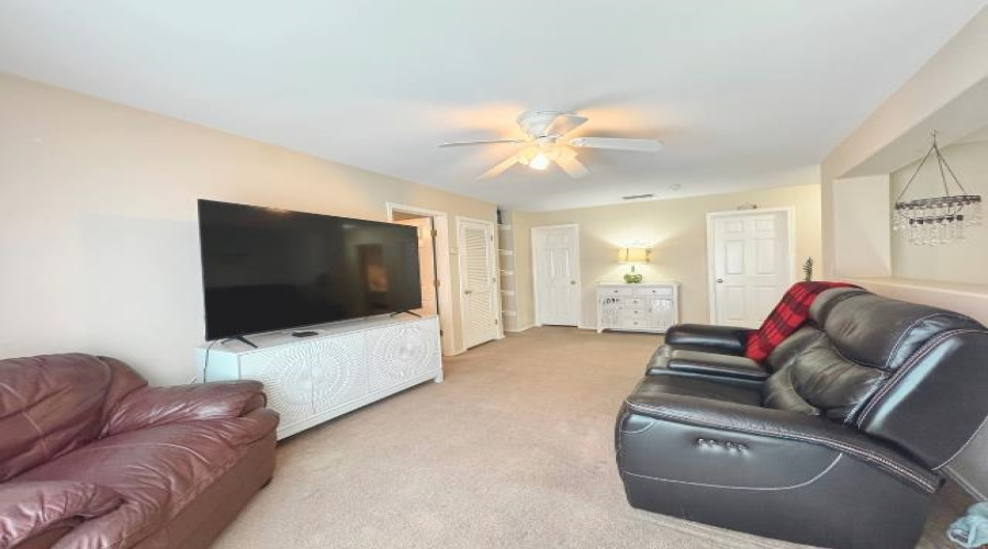 107 Castellanos Ct, laredo, Texas 78045, 4 Bedrooms Bedrooms, 6 Rooms Rooms,3 BathroomsBathrooms,Residential,For Sale,107 Castellanos Ct,20262327