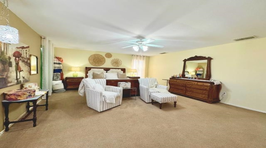 107 Castellanos Ct, laredo, Texas 78045, 4 Bedrooms Bedrooms, 6 Rooms Rooms,3 BathroomsBathrooms,Residential,For Sale,107 Castellanos Ct,20262327