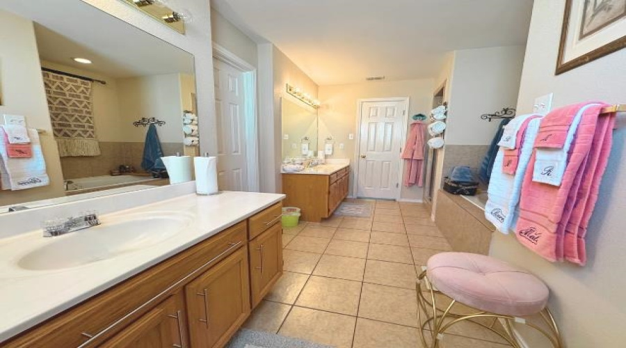 107 Castellanos Ct, laredo, Texas 78045, 4 Bedrooms Bedrooms, 6 Rooms Rooms,3 BathroomsBathrooms,Residential,For Sale,107 Castellanos Ct,20262327