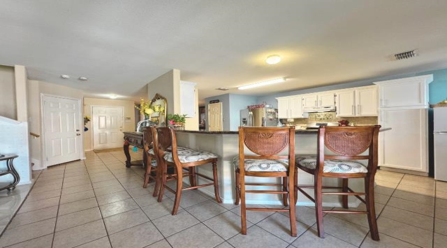 107 Castellanos Ct, laredo, Texas 78045, 4 Bedrooms Bedrooms, 6 Rooms Rooms,3 BathroomsBathrooms,Residential,For Sale,107 Castellanos Ct,20262327