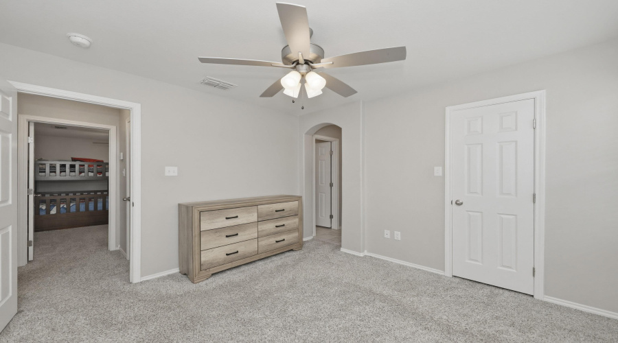 1423 Sambar Lp, Laredo, Texas 78045, 4 Bedrooms Bedrooms, 8 Rooms Rooms,3 BathroomsBathrooms,Residential,For Sale,1423 Sambar Lp,20262330