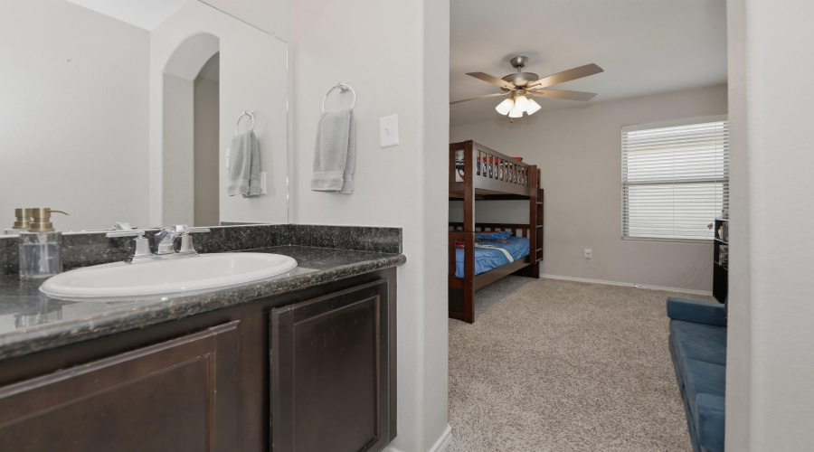 1423 Sambar Lp, Laredo, Texas 78045, 4 Bedrooms Bedrooms, 8 Rooms Rooms,3 BathroomsBathrooms,Residential,For Sale,1423 Sambar Lp,20262330