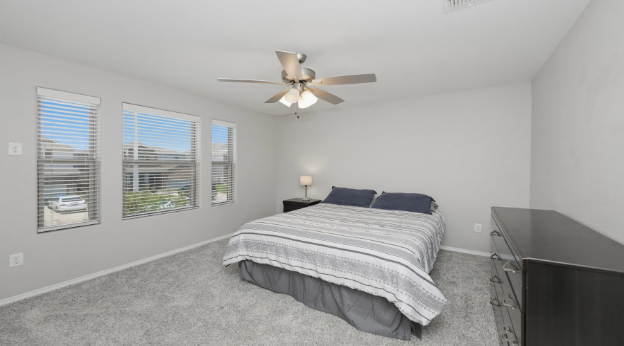 1423 Sambar Lp, Laredo, Texas 78045, 4 Bedrooms Bedrooms, 8 Rooms Rooms,3 BathroomsBathrooms,Residential,For Sale,1423 Sambar Lp,20262330