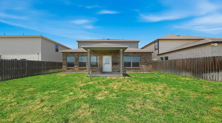 1423 Sambar Lp, Laredo, Texas 78045, 4 Bedrooms Bedrooms, 8 Rooms Rooms,3 BathroomsBathrooms,Residential,For Sale,1423 Sambar Lp,20262330