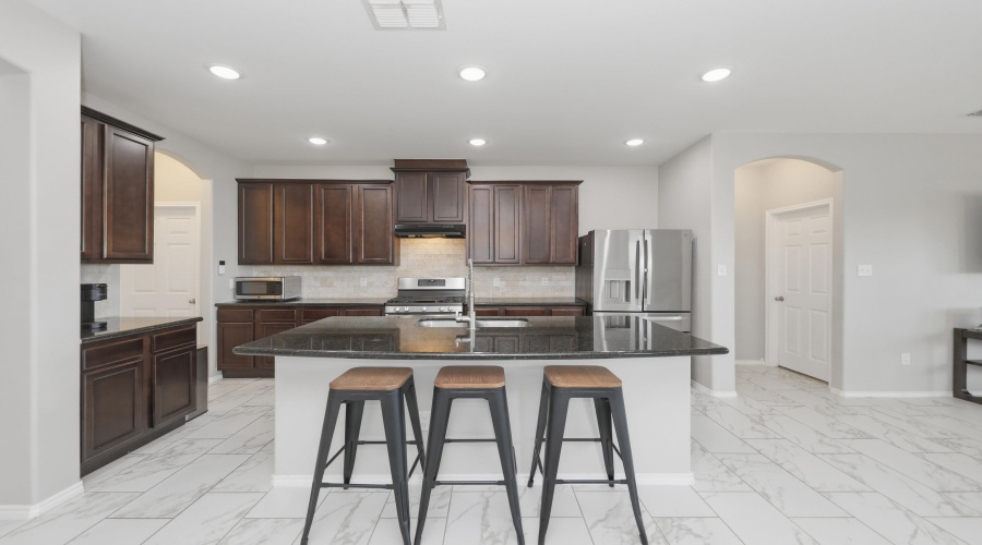 1423 Sambar Lp, Laredo, Texas 78045, 4 Bedrooms Bedrooms, 8 Rooms Rooms,3 BathroomsBathrooms,Residential,For Sale,1423 Sambar Lp,20262330