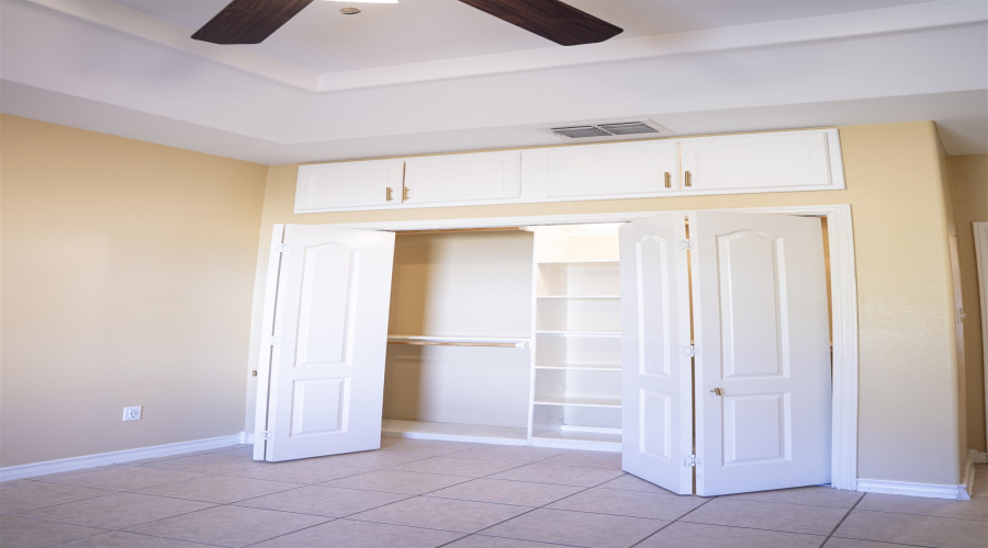 415 Starling Creek Lp, Laredo, Texas 78045, 3 Bedrooms Bedrooms, 5 Rooms Rooms,2 BathroomsBathrooms,Residential,For Rent,415 Starling Creek Lp,20262332