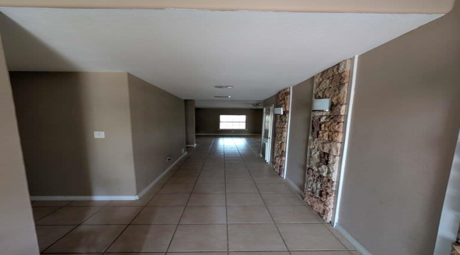 316 Cinnamon Teal Lp, Laredo, Texas 78045-4118, 4 Bedrooms Bedrooms, 6 Rooms Rooms,3 BathroomsBathrooms,Residential,For Sale,316 Cinnamon Teal Lp,20262334