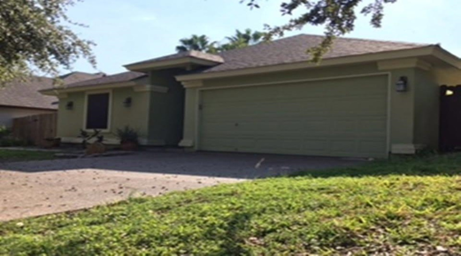 316 Cinnamon Teal Lp, Laredo, Texas 78045-4118, 4 Bedrooms Bedrooms, 6 Rooms Rooms,3 BathroomsBathrooms,Residential,For Sale,316 Cinnamon Teal Lp,20262334