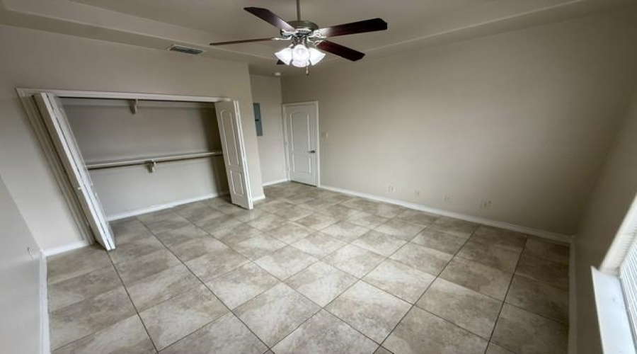 710 Alta Vista Dr, Laredo, Texas 78041, 2 Bedrooms Bedrooms, 4 Rooms Rooms,2 BathroomsBathrooms,Residential,For Rent,710 Alta Vista Dr,20262335