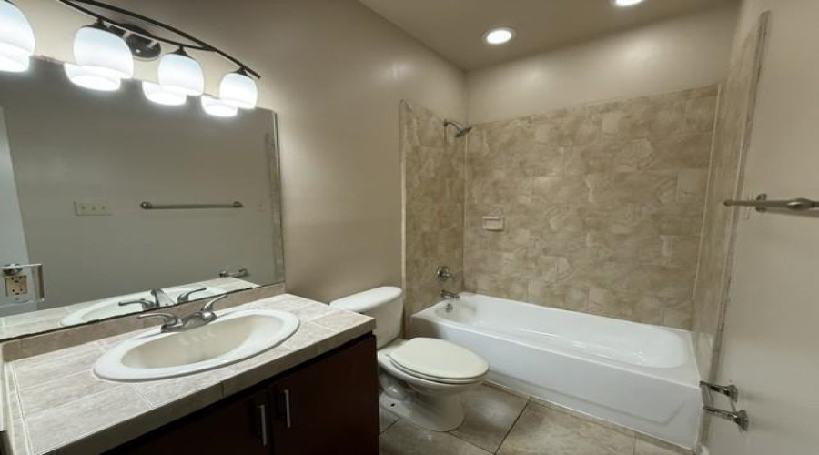 710 Alta Vista Dr, Laredo, Texas 78041, 2 Bedrooms Bedrooms, 4 Rooms Rooms,2 BathroomsBathrooms,Residential,For Rent,710 Alta Vista Dr,20262335