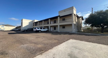 710 Alta Vista Dr, Laredo, Texas 78041, 2 Bedrooms Bedrooms, 4 Rooms Rooms,2 BathroomsBathrooms,Residential,For Rent,710 Alta Vista Dr,20262335