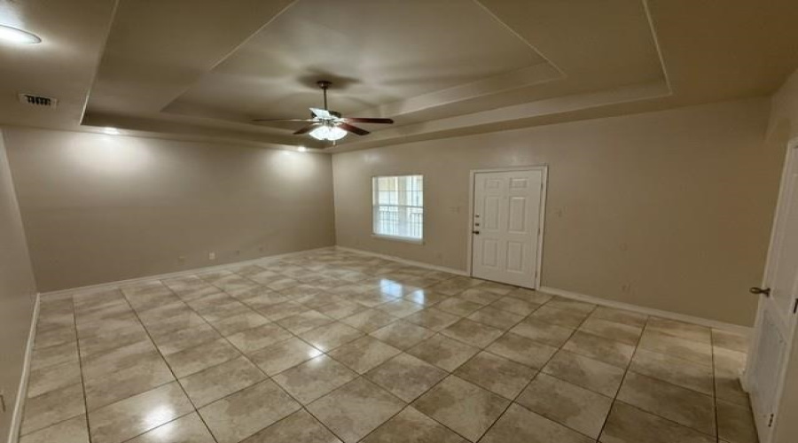 710 Alta Vista Dr, Laredo, Texas 78041, 2 Bedrooms Bedrooms, 4 Rooms Rooms,2 BathroomsBathrooms,Residential,For Rent,710 Alta Vista Dr,20262335