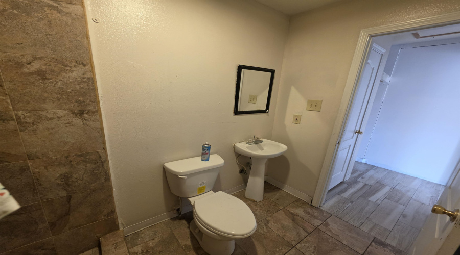 301 Soria Dr, laredo, Texas 78046, 1 Bedroom Bedrooms, 1 Room Rooms,1 BathroomBathrooms,Residential,For Rent,301 Soria Dr,20262336