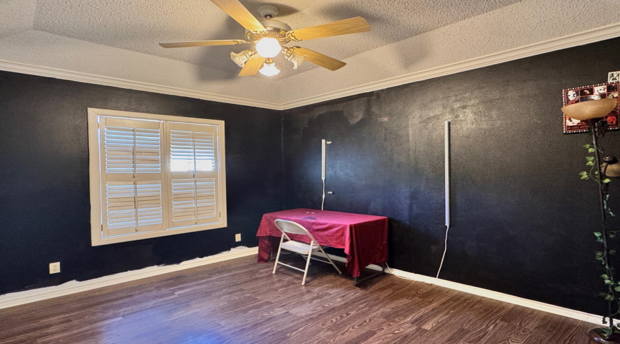 128 Tamarack Lp, LAREDO, Texas 78045, 3 Bedrooms Bedrooms, 6 Rooms Rooms,3 BathroomsBathrooms,Residential,For Sale,128 Tamarack Lp,20262342