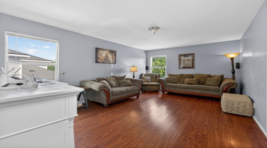 17547 Port Bolivar Dr, Laredo, Texas 78045, 4 Bedrooms Bedrooms, 6 Rooms Rooms,2 BathroomsBathrooms,Residential,For Sale,17547 Port Bolivar Dr,20262343