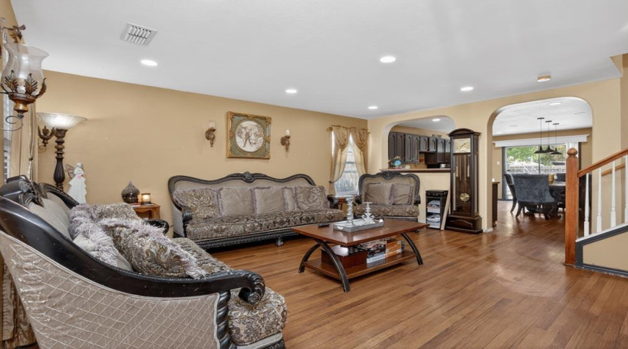 17547 Port Bolivar Dr, Laredo, Texas 78045, 4 Bedrooms Bedrooms, 6 Rooms Rooms,2 BathroomsBathrooms,Residential,For Sale,17547 Port Bolivar Dr,20262343