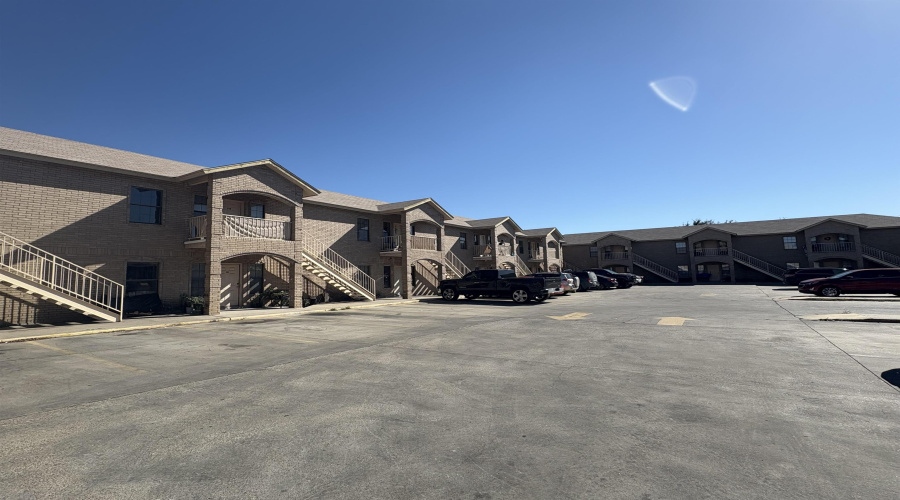 4419 Springfield Ave, Laredo, Texas 78041, 2 Bedrooms Bedrooms, 3 Rooms Rooms,1 BathroomBathrooms,Residential,For Rent,4419 Springfield Ave,20262346