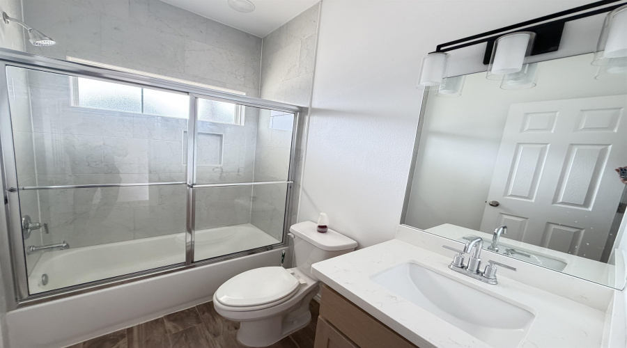 4220 Gavilan Dr., Laredo, Texas 78046, 3 Bedrooms Bedrooms, 5 Rooms Rooms,2 BathroomsBathrooms,Residential,For Sale,4220 Gavilan Dr.,20262348