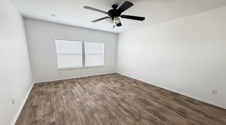 4220 Gavilan Dr., Laredo, Texas 78046, 3 Bedrooms Bedrooms, 5 Rooms Rooms,2 BathroomsBathrooms,Residential,For Sale,4220 Gavilan Dr.,20262348