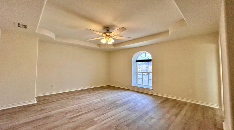 1000 Ranchway Dr, Laredo, Texas 78045, 3 Bedrooms Bedrooms, 6 Rooms Rooms,3 BathroomsBathrooms,Residential,For Rent,1000 Ranchway Dr,20262351