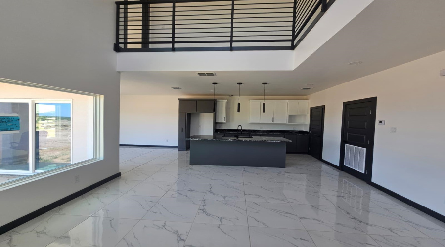 512 Concepcion, Laredo, Texas 78045-8029, 3 Bedrooms Bedrooms, 6 Rooms Rooms,2 BathroomsBathrooms,Residential,For Sale,512 Concepcion,20262352