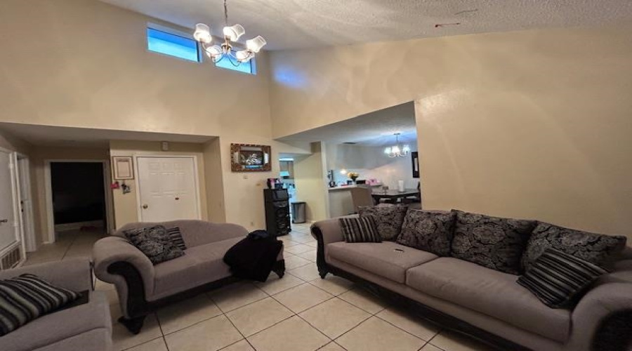 100 E Hillside Rd, Laredo, Texas 78041, 2 Bedrooms Bedrooms, 4 Rooms Rooms,1 BathroomBathrooms,Residential,For Sale,100 E Hillside Rd,20262353