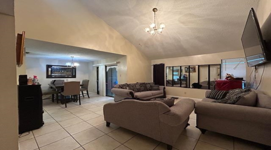 100 E Hillside Rd, Laredo, Texas 78041, 2 Bedrooms Bedrooms, 4 Rooms Rooms,1 BathroomBathrooms,Residential,For Sale,100 E Hillside Rd,20262353