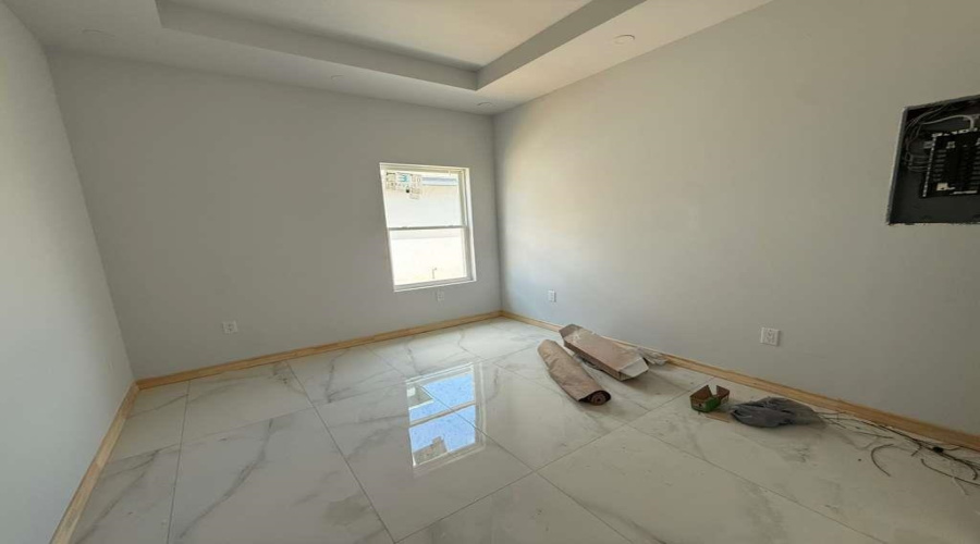 5066 Luna Grande Lp., LAREDO, Texas 78046, 4 Bedrooms Bedrooms, 6 Rooms Rooms,2 BathroomsBathrooms,Residential,For Sale,5066 Luna Grande Lp.,20262357