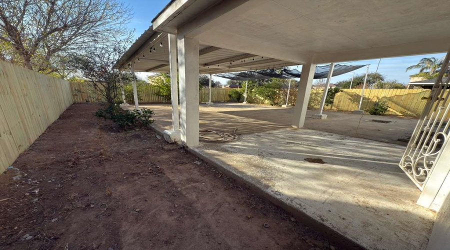 504 Campanario Ln, Laredo, Texas 78046, 4 Bedrooms Bedrooms, 7 Rooms Rooms,2 BathroomsBathrooms,Residential,For Sale,504 Campanario Ln,20262358