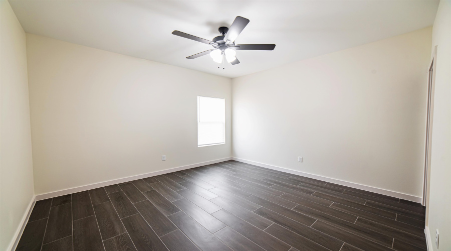 1701 Belgian Blue Lp., Laredo, Texas 78046, 5 Bedrooms Bedrooms, 6 Rooms Rooms,2 BathroomsBathrooms,Residential,For Sale,1701 Belgian Blue Lp.,20262363