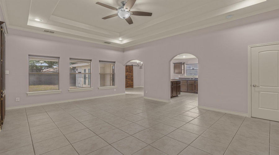 8710 Allegheny St, Laredo, Texas 78045, 4 Bedrooms Bedrooms, 5 Rooms Rooms,2 BathroomsBathrooms,Residential,For Sale,8710 Allegheny St,20261458