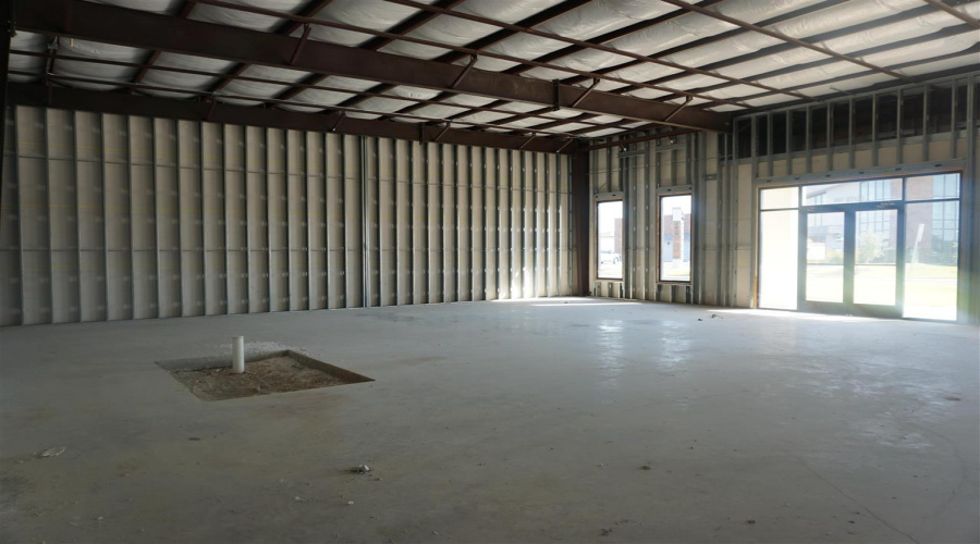 7616 Rocio Dr, Laredo, Texas 78045, 1 Room Rooms,1 BathroomBathrooms,Commercial retail/office,For Rent,7616 Rocio Dr,20262371