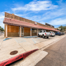 800 Juarez Ave, Laredo, Texas 78040, 1 Room Rooms,Commercial retail/office,For Sale,800 Juarez Ave,20262373