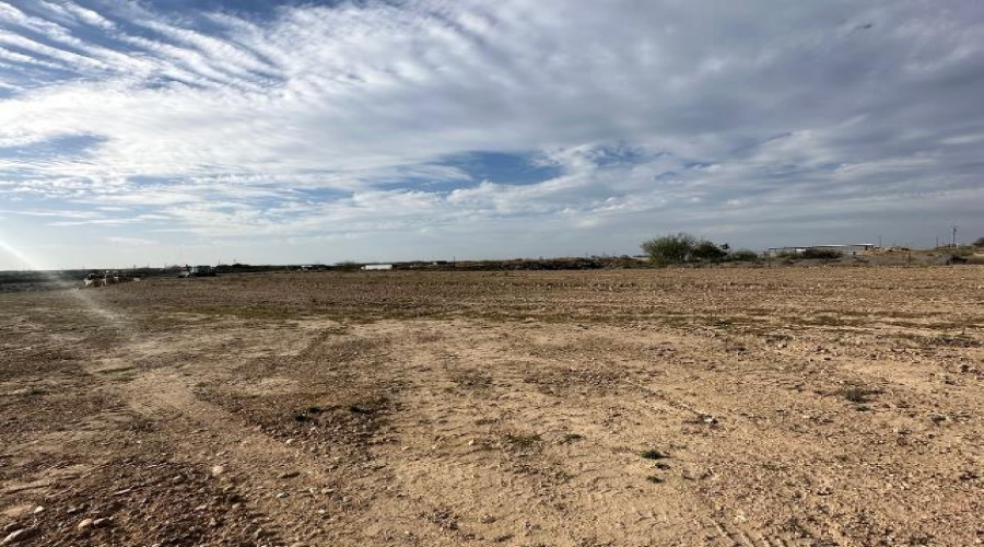 388 Charro Rd, LAREDO, Texas 78045, ,Land,For Sale,388 Charro Rd,20262366