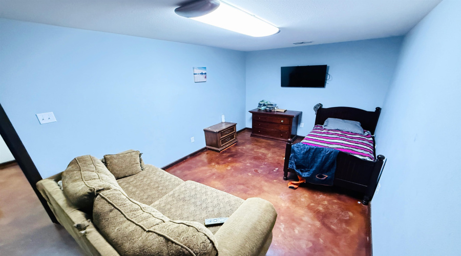 11746 S SH 359, Laredo, Texas 78043, 1 Bedroom Bedrooms, 51 Rooms Rooms,2 BathroomsBathrooms,Commercial/industrial,For Sale,11746 S SH 359,20262376