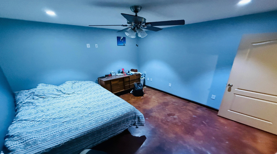 11746 S SH 359, Laredo, Texas 78043, 1 Bedroom Bedrooms, 51 Rooms Rooms,2 BathroomsBathrooms,Commercial/industrial,For Sale,11746 S SH 359,20262376