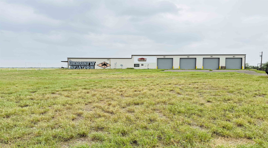 11746 S SH 359, Laredo, Texas 78043, 1 Bedroom Bedrooms, 51 Rooms Rooms,2 BathroomsBathrooms,Commercial/industrial,For Sale,11746 S SH 359,20262376