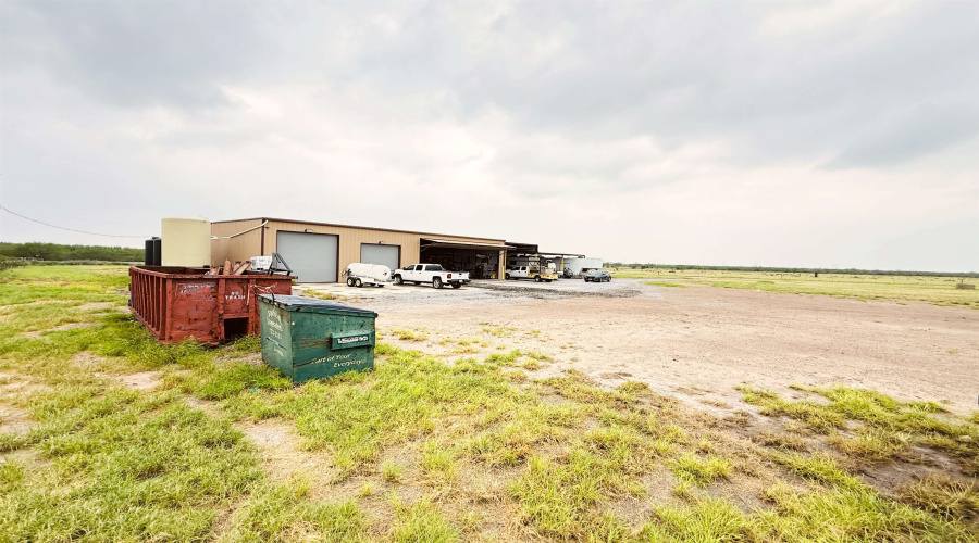 11746 S SH 359, Laredo, Texas 78043, 1 Bedroom Bedrooms, 51 Rooms Rooms,2 BathroomsBathrooms,Commercial/industrial,For Sale,11746 S SH 359,20262376
