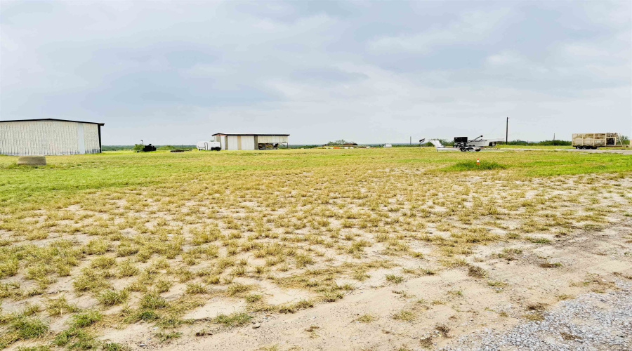 11746 S SH 359, Laredo, Texas 78043, 1 Bedroom Bedrooms, 51 Rooms Rooms,2 BathroomsBathrooms,Commercial/industrial,For Sale,11746 S SH 359,20262376