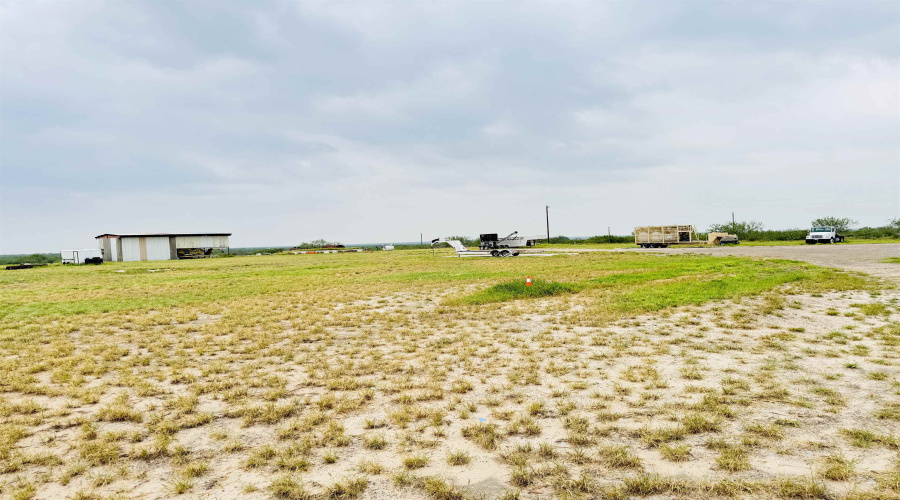 11746 S SH 359, Laredo, Texas 78043, 1 Bedroom Bedrooms, 51 Rooms Rooms,2 BathroomsBathrooms,Commercial/industrial,For Sale,11746 S SH 359,20262376