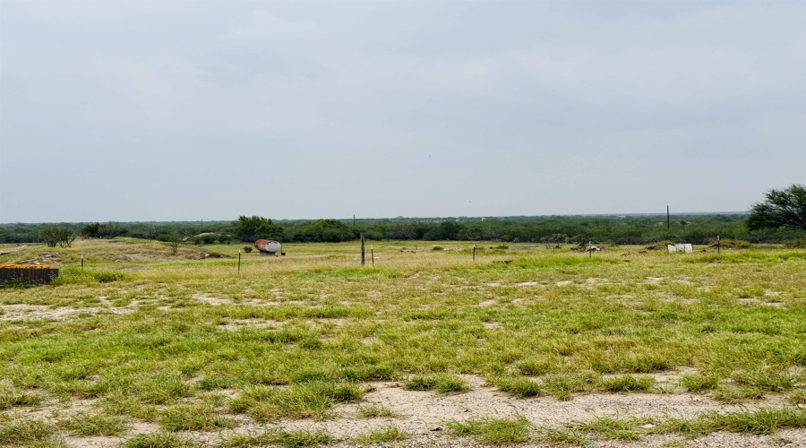 11746 S SH 359, Laredo, Texas 78043, 1 Bedroom Bedrooms, 51 Rooms Rooms,2 BathroomsBathrooms,Commercial/industrial,For Sale,11746 S SH 359,20262376