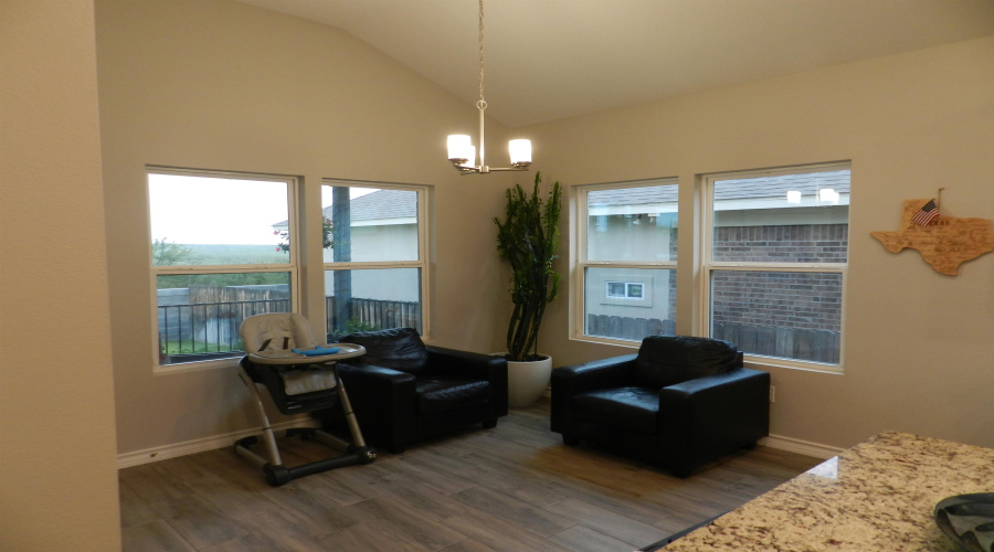 718 Cavatina Dr., Laredo, Texas 78045, 5 Bedrooms Bedrooms, 9 Rooms Rooms,4 BathroomsBathrooms,Residential,For Sale,718 Cavatina Dr.,20262365