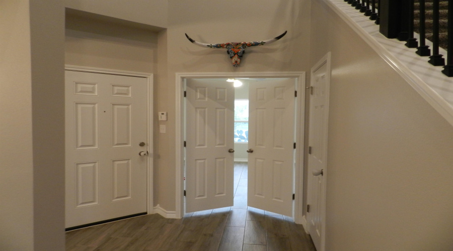 718 Cavatina Dr., Laredo, Texas 78045, 5 Bedrooms Bedrooms, 9 Rooms Rooms,4 BathroomsBathrooms,Residential,For Sale,718 Cavatina Dr.,20262365