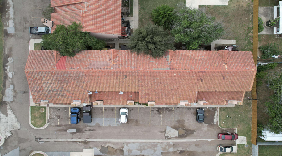 5500 McPherson Rd, Laredo, Texas 78041, 2 Bedrooms Bedrooms, 2 Rooms Rooms,3 BathroomsBathrooms,Residential,For Sale,5500 McPherson Rd,20262386