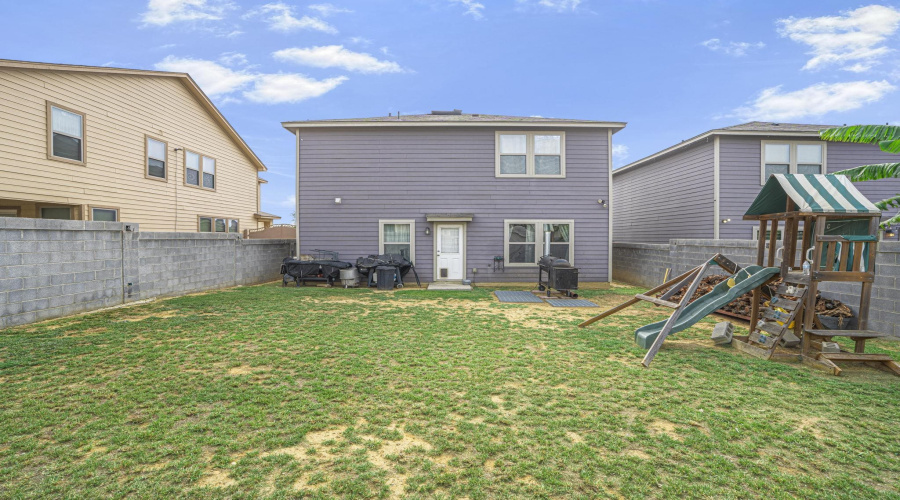 4421 Mercedes Dr, Laredo, Texas 78046, 3 Bedrooms Bedrooms, 3 Rooms Rooms,2 BathroomsBathrooms,Residential,For Sale,4421 Mercedes Dr,20262388
