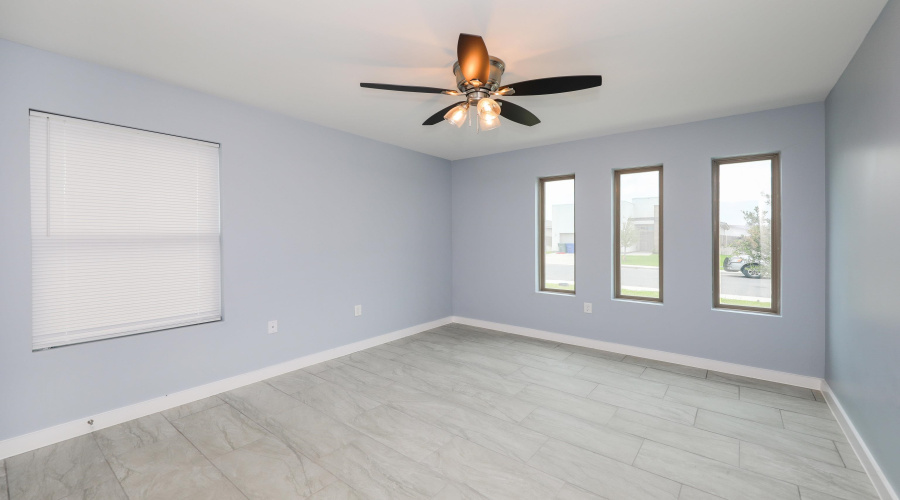 3506 Jorge Sosa, Laredo, Texas 78046, 3 Bedrooms Bedrooms, 6 Rooms Rooms,2 BathroomsBathrooms,Residential,For Sale,3506 Jorge Sosa,20262389